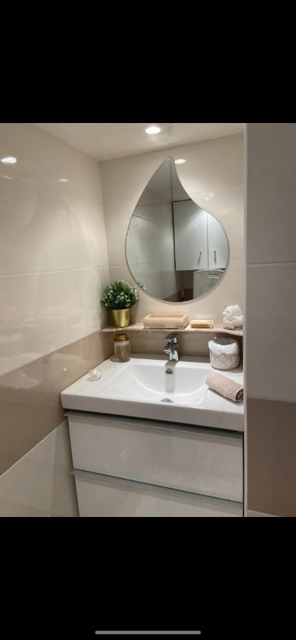 Appartement En Bord De Mer Fos-sur-Mer Bagian luar foto