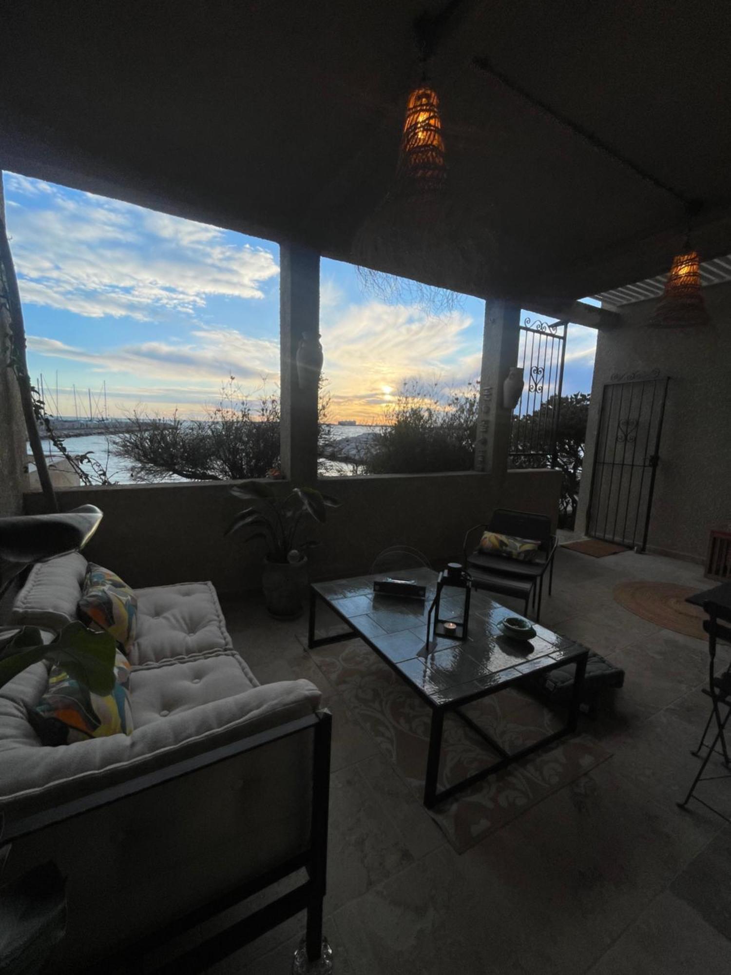 Appartement En Bord De Mer Fos-sur-Mer Bagian luar foto